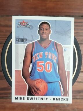 Fleer Tradition Rookie Card - Mike Sweetney - New York Knicks - Blue/Orange